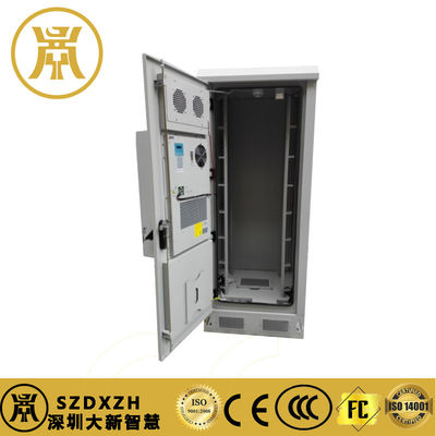 40U Outdoor Telecom Cabinet IP55 / IP65 19 inch Rack Gehalten Met Airconditioning