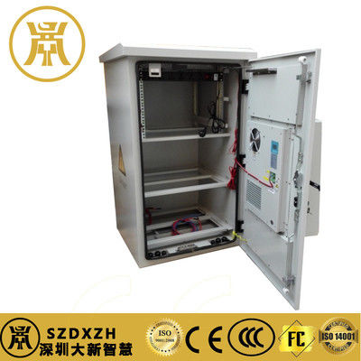 Pole Mount Outdoor Telecom Cabinet 3 Compartment Energieopslagkast IP54