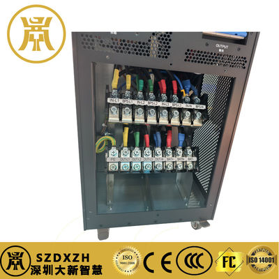 48 kW De energiezuinige Smart UPS 33 Dual-Conversion Online Type Met LCD Display