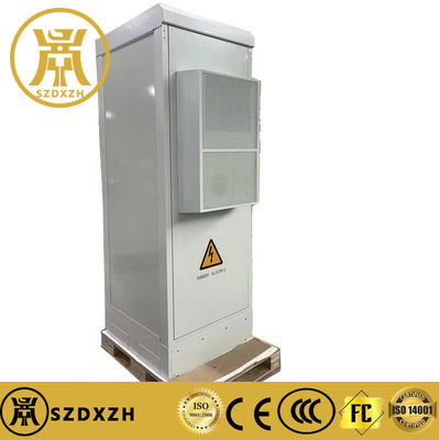 40U Outdoor 19 Rack Cabinet Weerbestendige buitenruimte IP55 met koeling en stroomstelsel